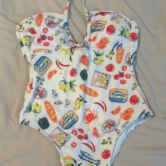 No Boundaries Italian Summer Sardine Print One Piece Swimsuit Size 4/6 - Picture 2 of 7